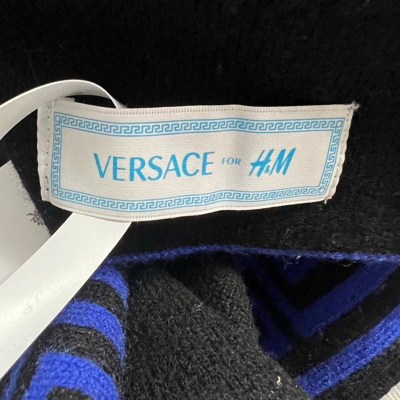Versace Versace x HM double face cashmere scarf Size ONE SIZE - 3 Thumbnail