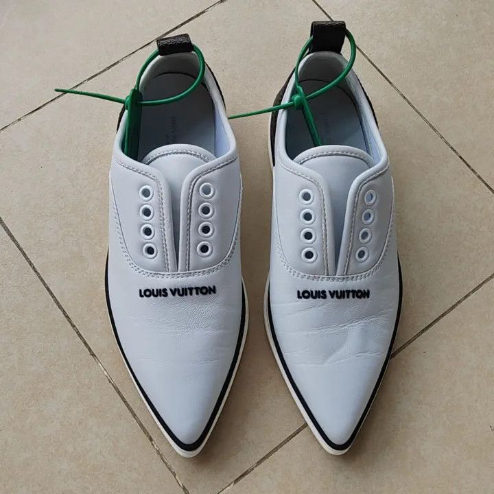 Louis Vuitton Louis Vuitton Matchpoint White Leather Casual Shoes 0079 Size US 6 / IT 36 - 2 Thumbnail