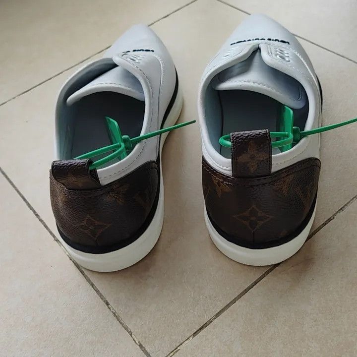 Louis Vuitton Louis Vuitton Matchpoint White Leather Casual Shoes 0079 Size US 6 / IT 36 - 3 Thumbnail