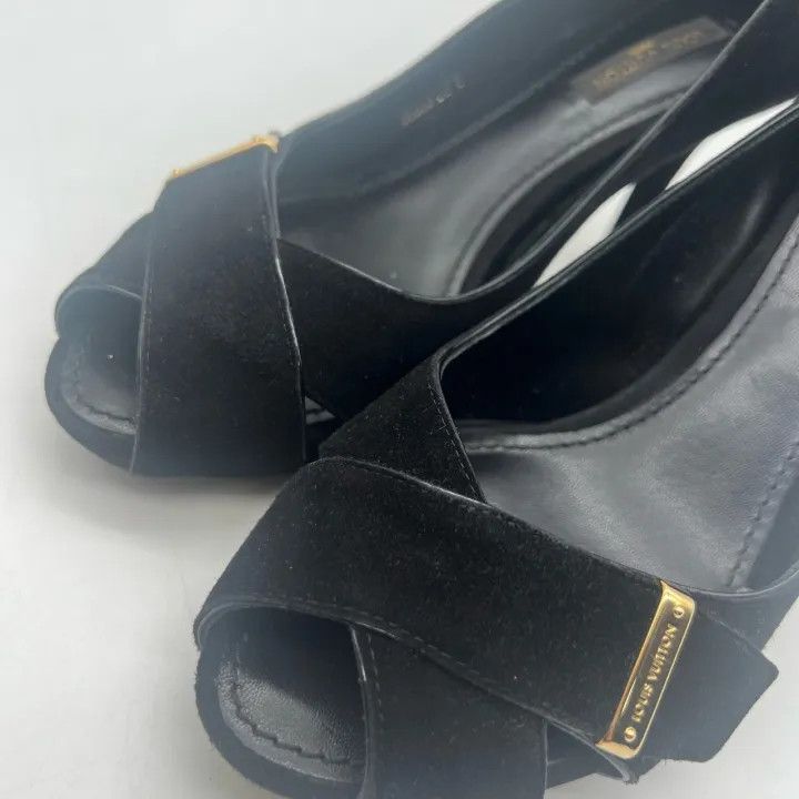 Louis Vuitton Louis Vuitton Black Suede High Heels 0079 Size US 5 / IT 35 - 10 Thumbnail