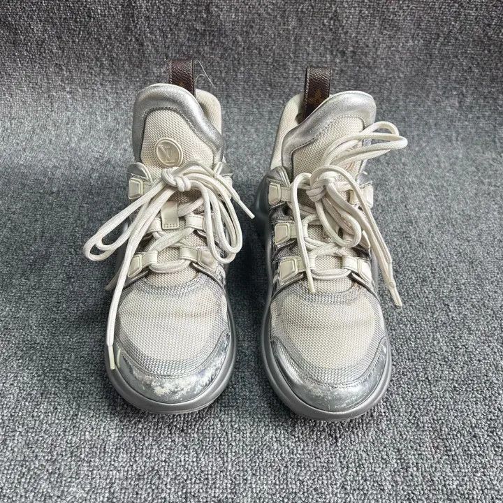 Louis Vuitton Louis Vuitton Archlight Casual Sneakers in Silver 0079 Size US 6 / IT 36 - 2 Thumbnail