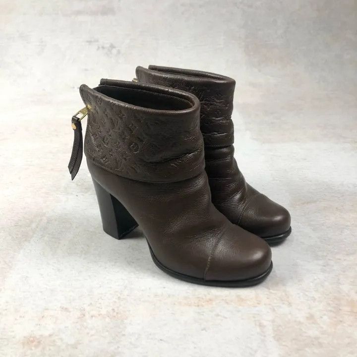 Louis Vuitton Louis Vuitton Stylish Brown Leather Heeled Boots 0079 Size US 6 / IT 36 - 2 Thumbnail