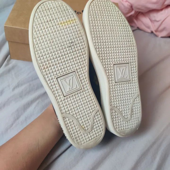 Louis Vuitton Louis Vuitton Frontrow Monogram Low Top Sneakers 0079 Size US 6 / IT 36 - 9 Thumbnail