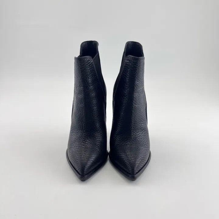 Louis Vuitton Louis Vuitton Black Leather High Heels for Women 0079 Size US 6 / IT 36 - 2 Thumbnail