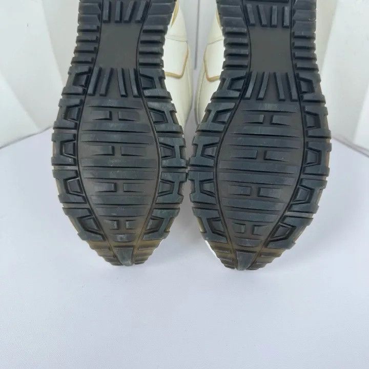 Louis Vuitton Louis Vuitton Run Away Sneakers for Women 0079 Size US 6 / IT 36 - 8 Thumbnail