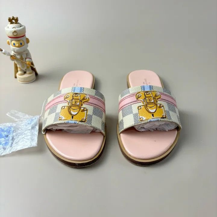 Louis Vuitton Louis Vuitton Pink Checkered Slide Sandals 0079 Size US 6 / IT 36 - 2 Thumbnail