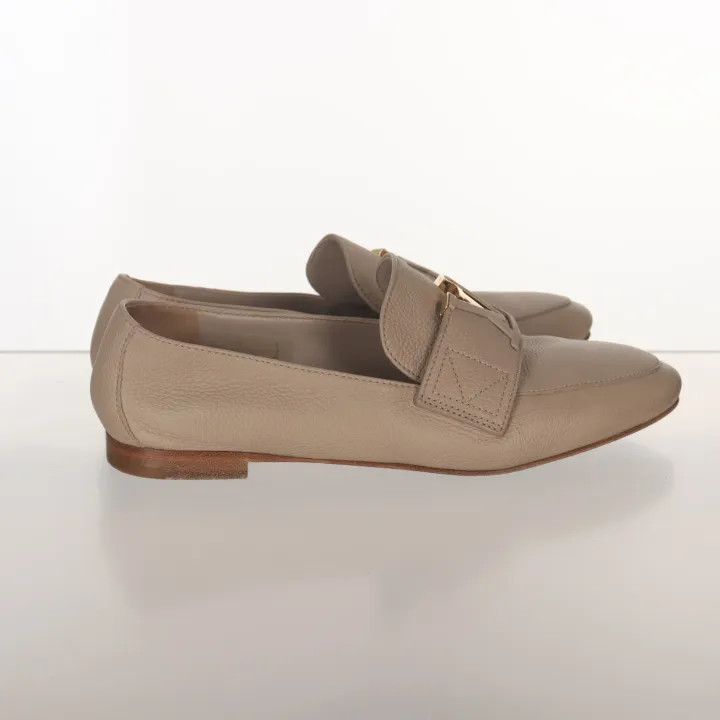 Louis Vuitton Louis Vuitton Beige Capri Comfortable Loafers 0079 Size US 6 / IT 36 - 6 Thumbnail