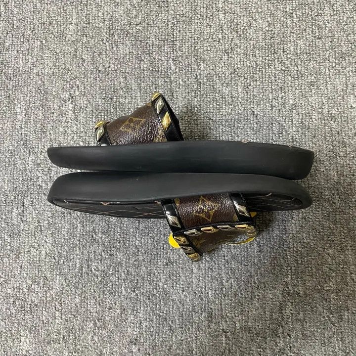 Louis Vuitton Louis Vuitton Monogram Flat Slide Sandals for Women 0079 Size US 5 / IT 35 - 7 Thumbnail