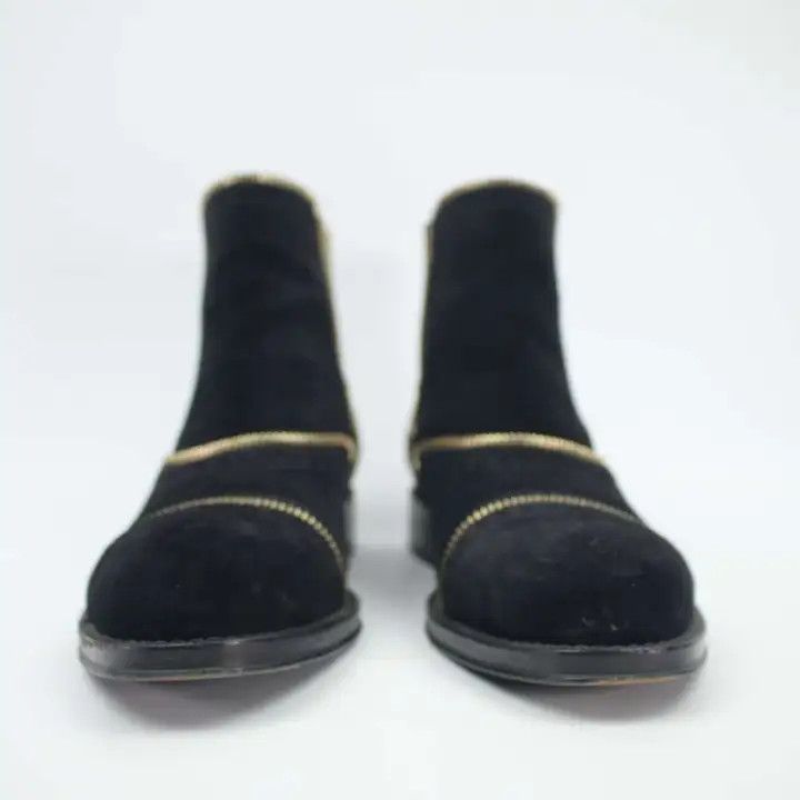 Louis Vuitton Louis Vuitton Black Leather Ankle Boots for Women 0079 Size US 5 / IT 35 - 6 Thumbnail