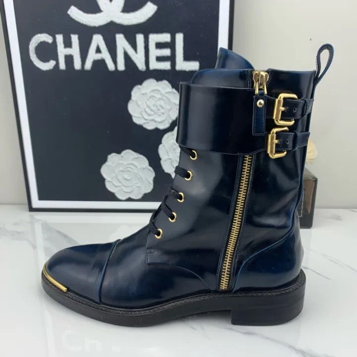 Louis Vuitton Louis Vuitton Navy Lace-Up Ankle Boots 0079 Size US 6 / IT 36 - 9 Thumbnail