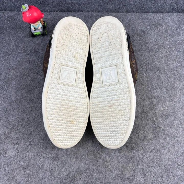 Louis Vuitton Louis Vuitton Frontrow Monogram Low-Top Sneakers 0079 Size US 6 / IT 36 - 7 Thumbnail