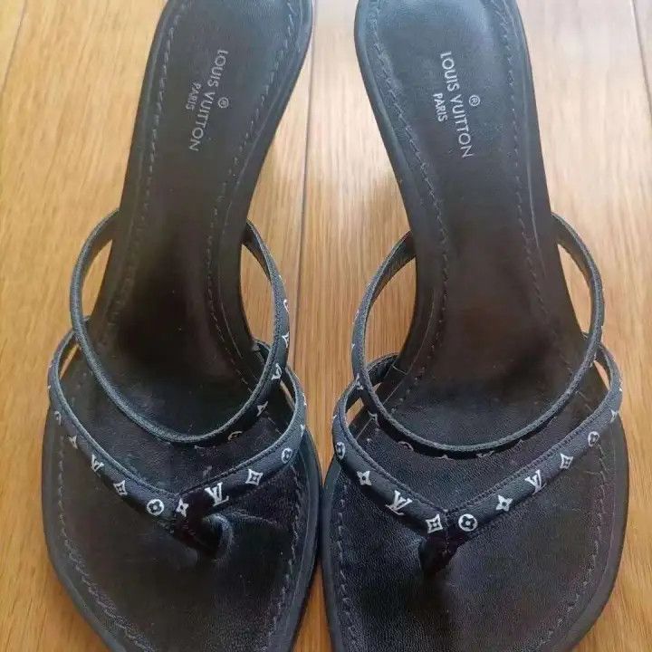 Louis Vuitton Louis Vuitton Satin Leather Black High Heel Sandals 0079 Size US 5 / IT 35 - 2 Thumbnail