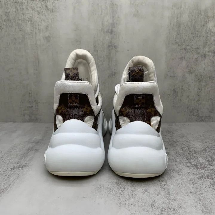 Louis Vuitton Louis Vuitton Archlight Sneakers for Women 0079 Size US 6 / IT 36 - 3 Thumbnail