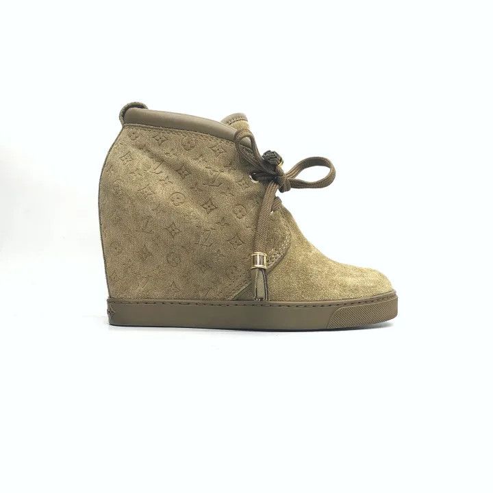 Louis Vuitton Louis Vuitton Suede Wedge Sneakers in Earth Yellow 0079 Size US 5 / IT 35 - 12 Thumbnail