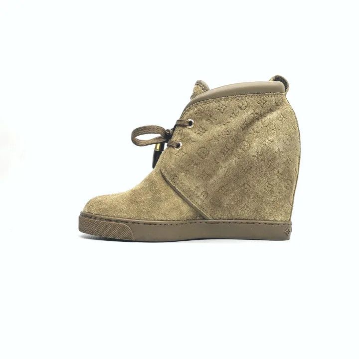 Louis Vuitton Louis Vuitton Suede Wedge Sneakers in Earth Yellow 0079 Size US 5 / IT 35 - 13 Thumbnail