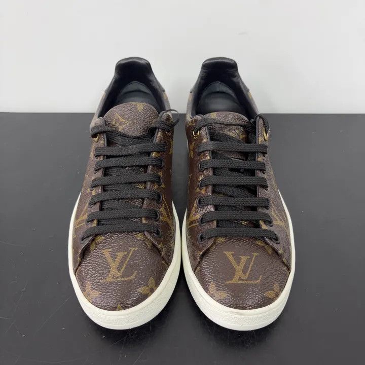 Louis Vuitton Louis Vuitton Monogram Low-Top Sneaker 0079 Size US 6 / IT 36 - 2 Thumbnail