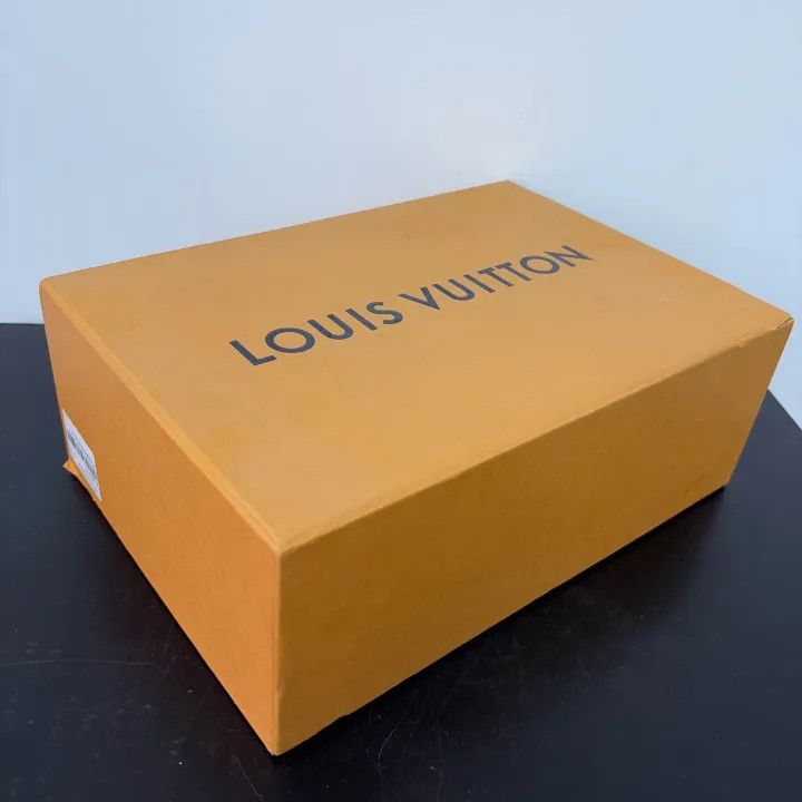 Louis Vuitton Louis Vuitton Monogram Low-Top Sneaker 0079 Size US 6 / IT 36 - 6 Thumbnail