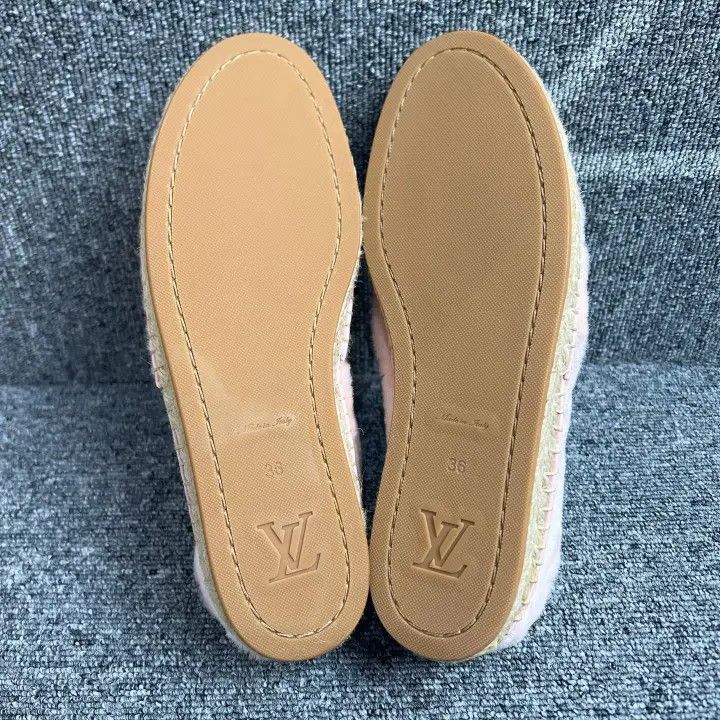 Louis Vuitton Louis Vuitton Stylish Pink Furry Slippers for Women 0079 Size US 6 / IT 36 - 4 Thumbnail
