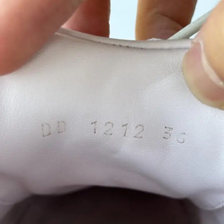 Louis Vuitton Louis Vuitton Time Out Low-Top Fashion Sneakers 0079 Size US 6 / IT 36 - 5 Thumbnail