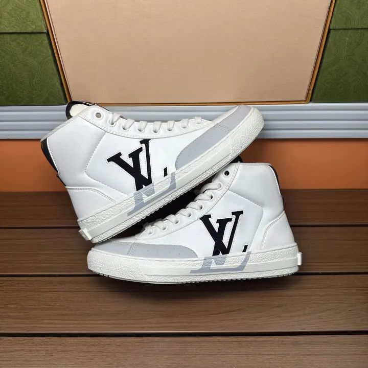 Louis Vuitton Louis Vuitton Charlie High-Top Fashion Sneakers 0079 Size US 5 / IT 35 - 6 Thumbnail