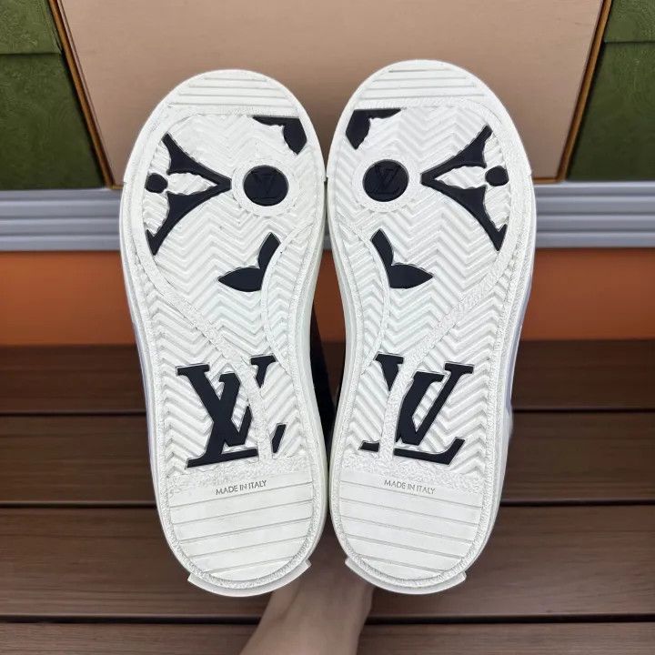 Louis Vuitton Louis Vuitton Charlie High-Top Fashion Sneakers 0079 Size US 5 / IT 35 - 4 Thumbnail