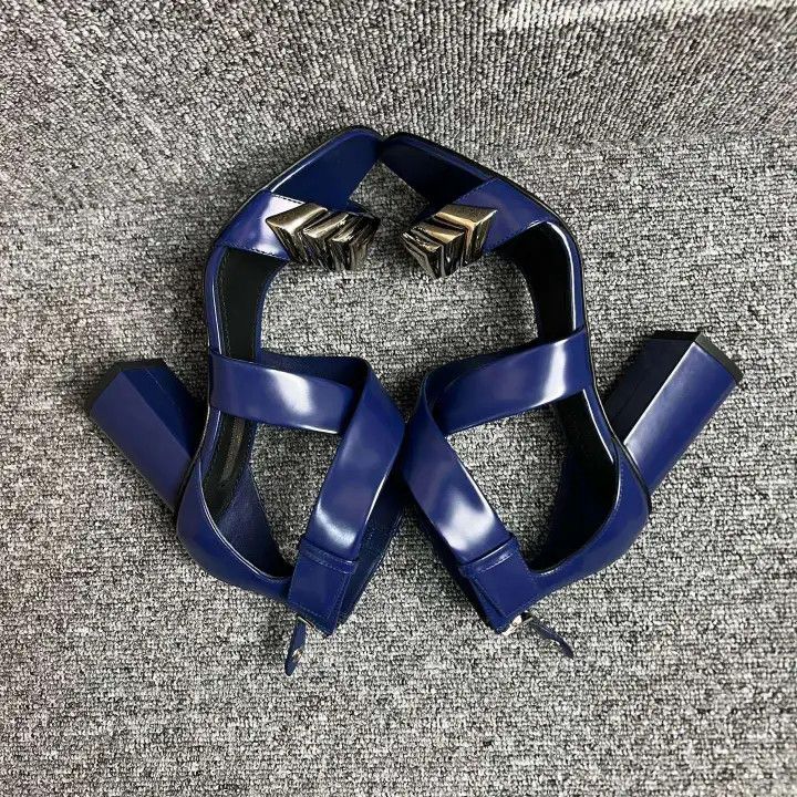 Louis Vuitton Louis Vuitton Blue High Heels with Silver Detail 0079 Size US 6 / IT 36 - 7 Thumbnail