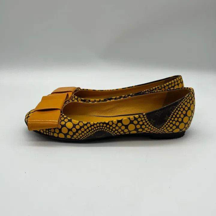 Louis Vuitton Louis Vuitton x Yayoi Kusama Yellow Flats 0079 Size US 6 / IT 36 - 5 Thumbnail