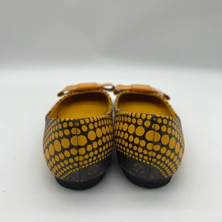 Louis Vuitton Louis Vuitton x Yayoi Kusama Yellow Flats 0079 Size US 6 / IT 36 - 3 Thumbnail