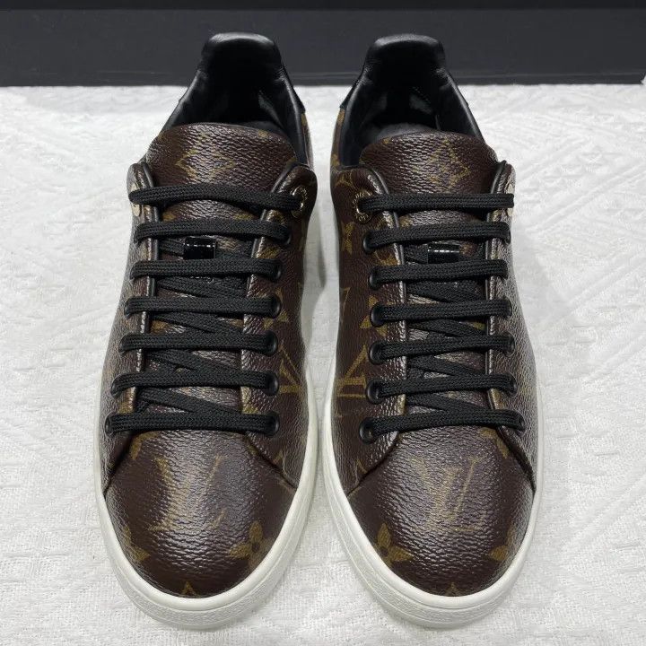 Louis Vuitton Louis Vuitton Frontrow Monogram Fashion Sneakers 0079 Size US 5 / IT 35 - 2 Thumbnail