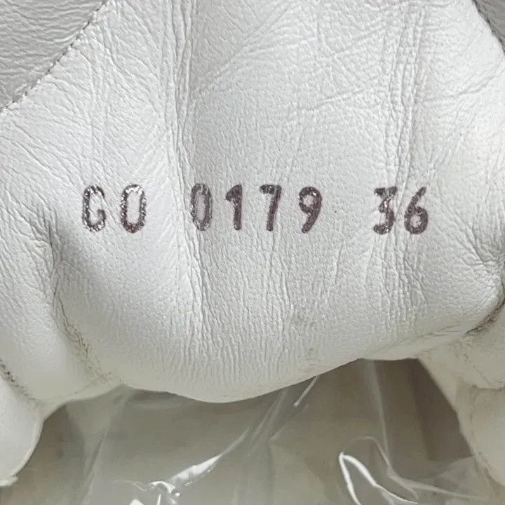 Louis Vuitton Louis Vuitton Archlight Sneakers for Women 0079 Size US 6 / IT 36 - 5 Thumbnail