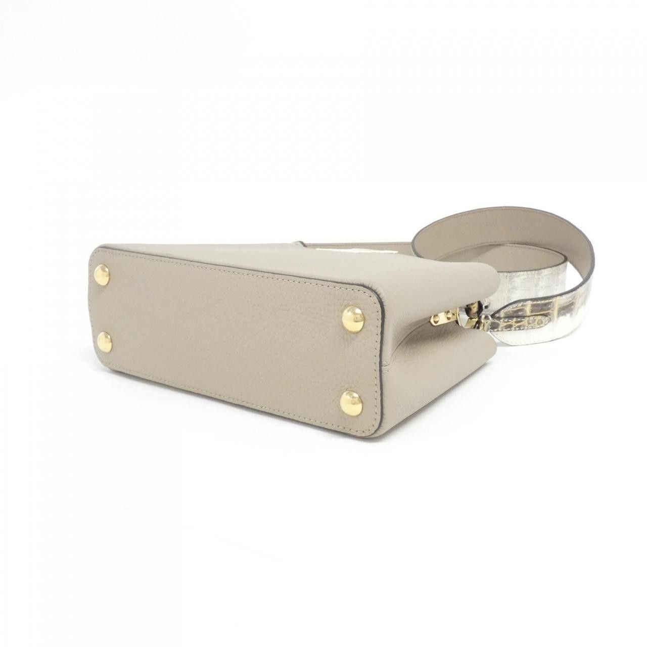Louis Vuitton Louis Vuitton Louis Vuitton Capucines BB Exotic Leather Bag Leather Handbag Size ONE SIZE - 3 Thumbnail