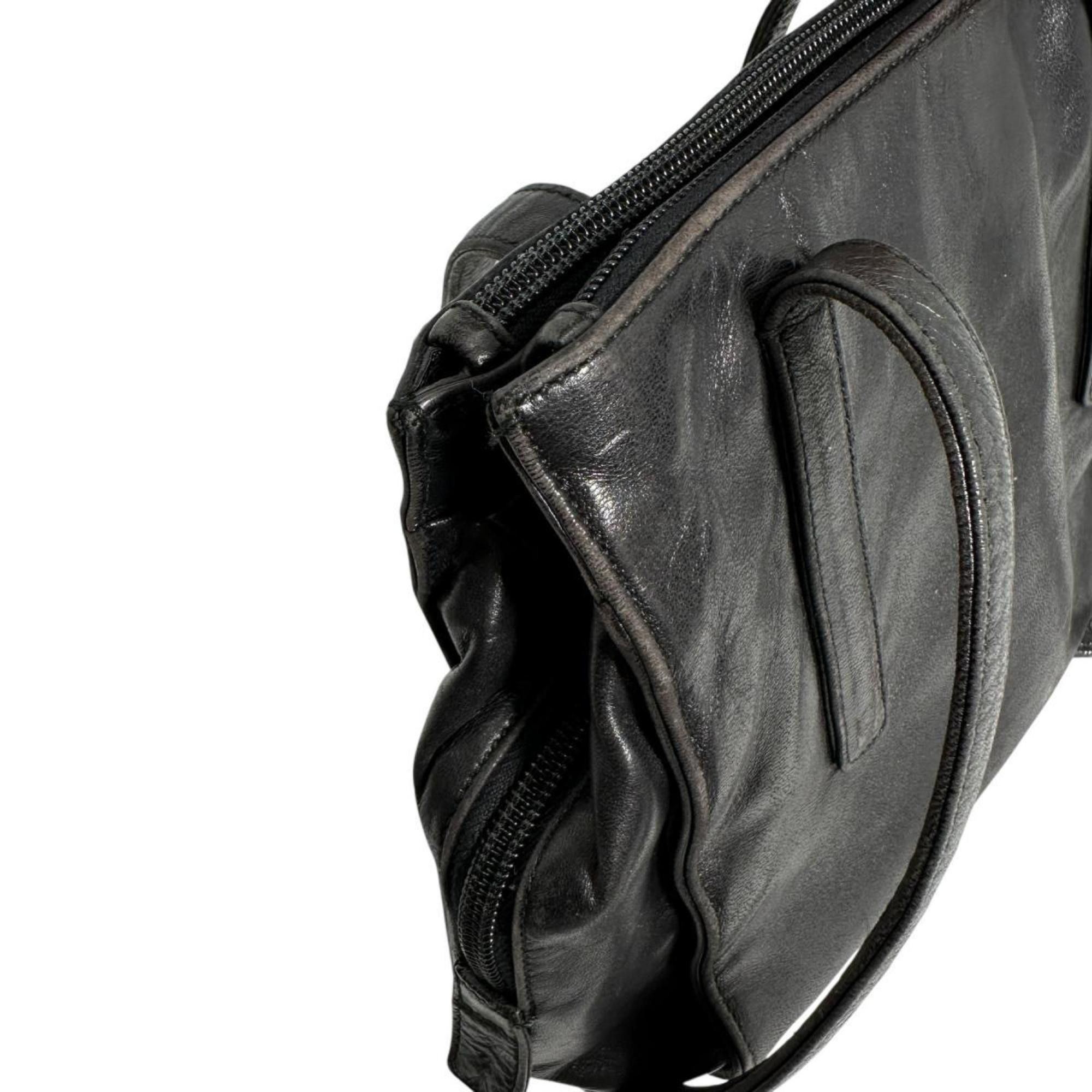 Prada PRADA Tote Bag Logo Embossed Leather Black Size ONE SIZE - 14 Thumbnail