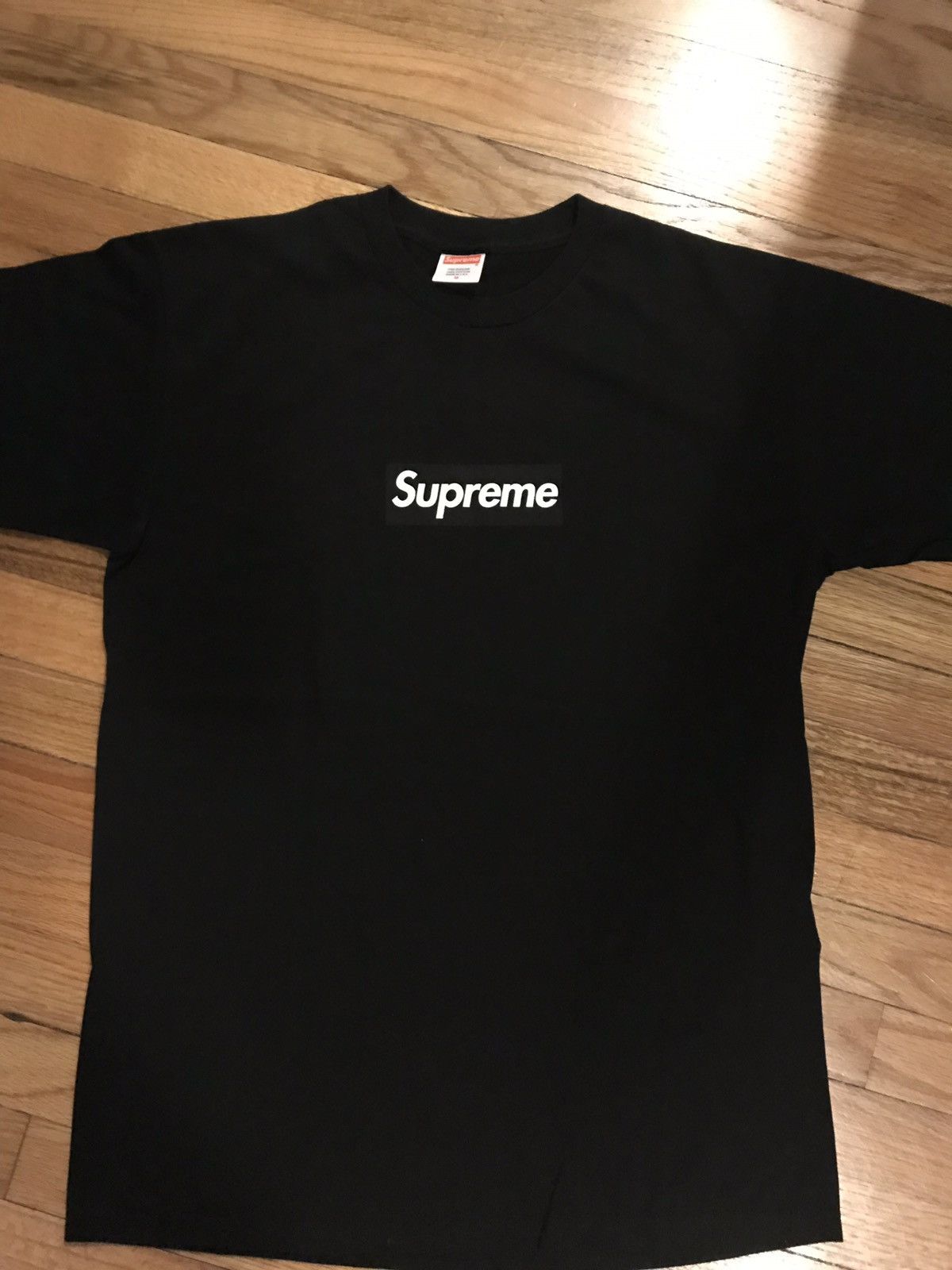 Supreme black on shop black box logo tee