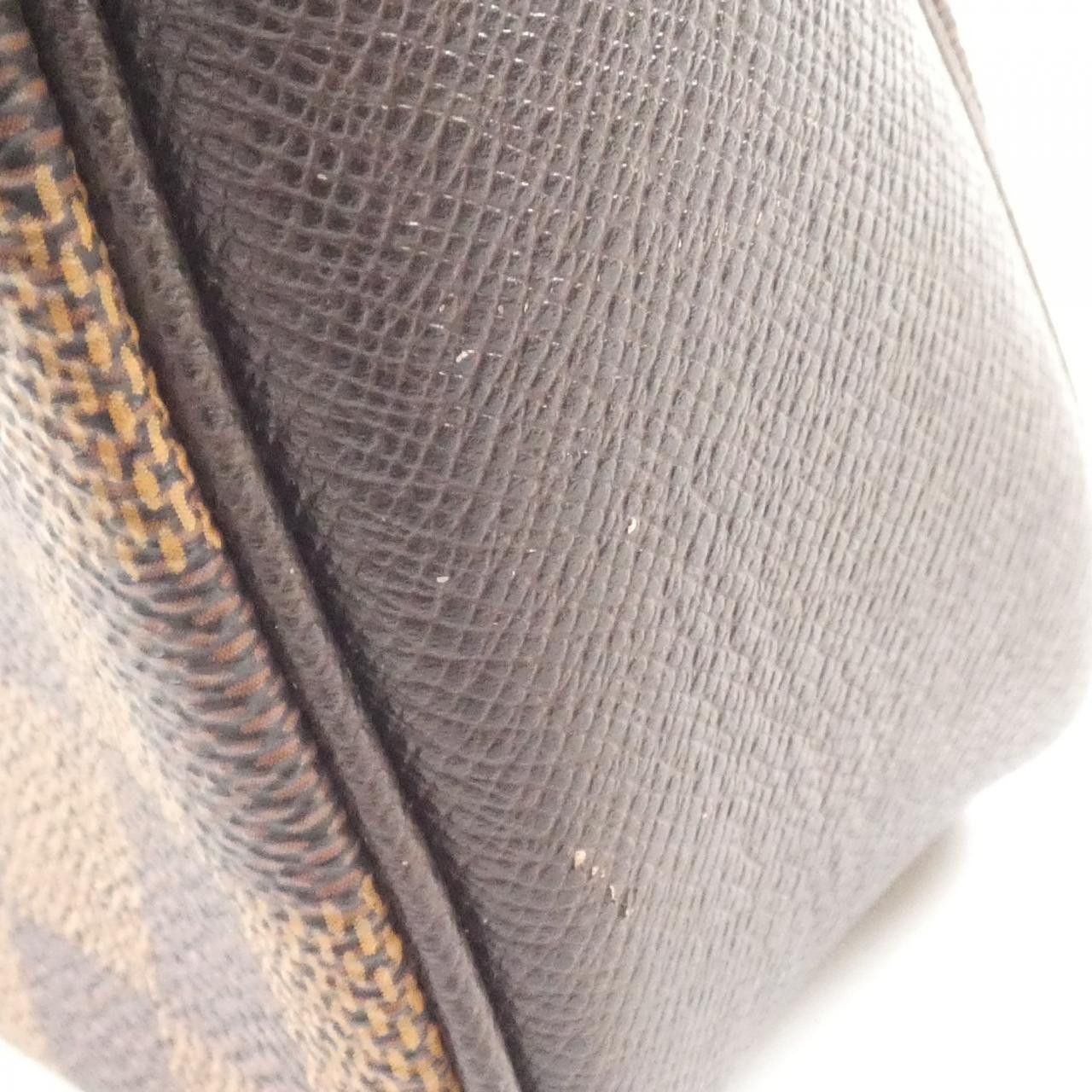 Louis Vuitton Louis Vuitton Louis Vuitton Trusse Makeup Damier Pouch Canvas Other N51982 Size ONE SIZE - 3 Thumbnail
