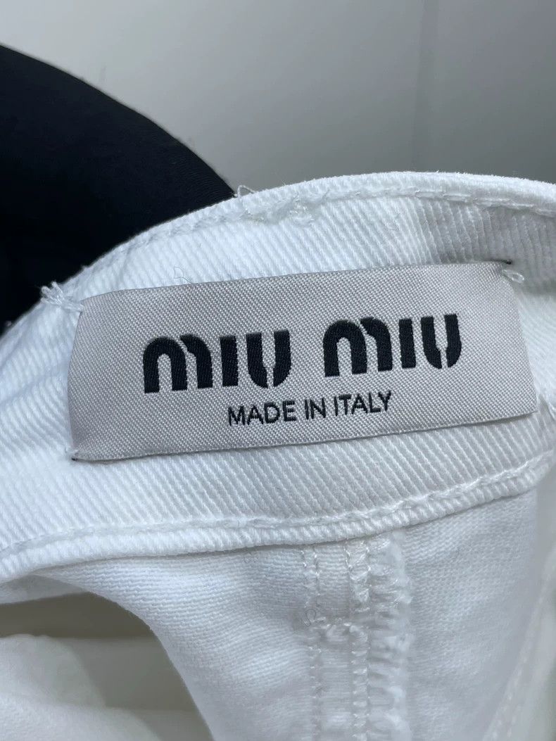 Miu Miu miumiu white denim shorts Size 24" / US 00 / IT 34 - 3 Thumbnail