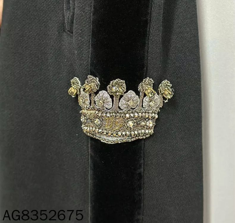Dolce & Gabbana dolce & gabbana crown rhinestone long pants Size US 44 / EU 60 - 6 Thumbnail
