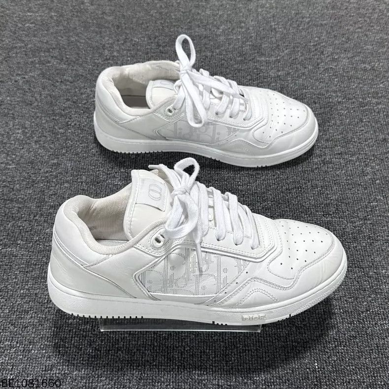 Dior dior white lowtop sneakers Size US 10 / EU 43 - 3 Thumbnail