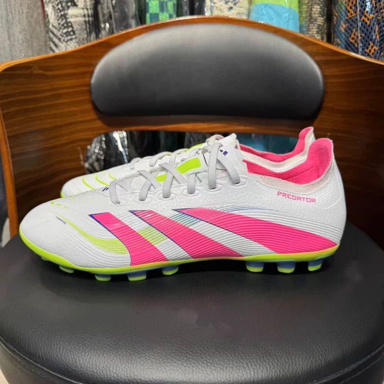 Vintage adidas soccer cleats pink white Size US 13 / EU 46 - 5 Thumbnail