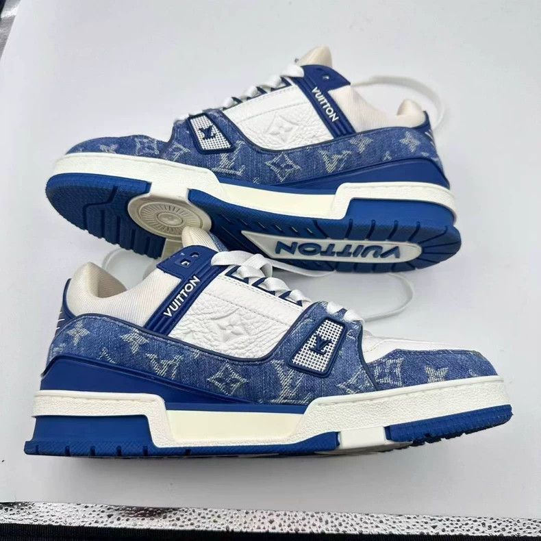 Louis Vuitton lv trainer blue denim sneakers Size US 10 / EU 43 - 3 Thumbnail