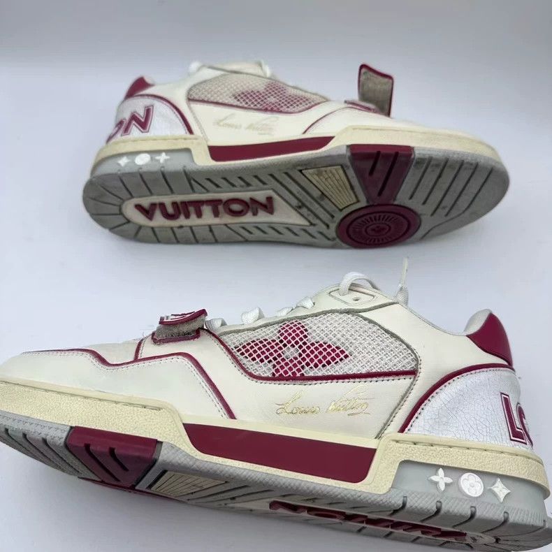 Louis Vuitton lv trainer white red sneakers Size US 10 / EU 43 - 2 Thumbnail