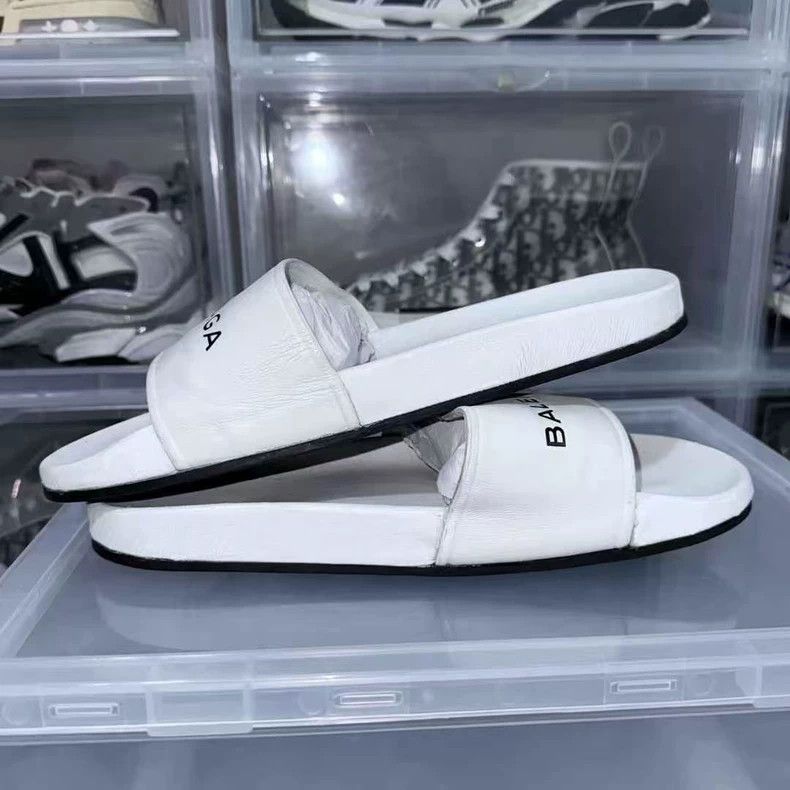 Balenciaga balenciaga white leather slides Size US 10 / EU 43 - 7 Thumbnail
