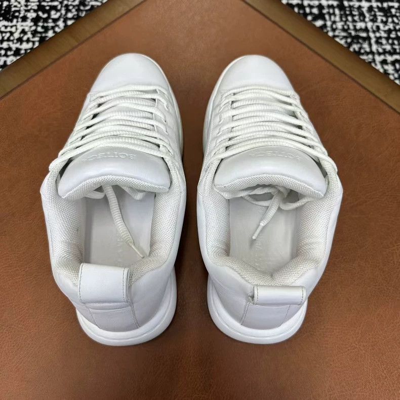 Bottega Veneta bottega veneta pillow white sneakers Size US 12 / EU 45 - 2 Thumbnail
