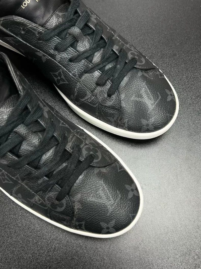 Louis Vuitton LV black monogram lowtop sneakers Size US 12 / EU 45 - 8 Thumbnail
