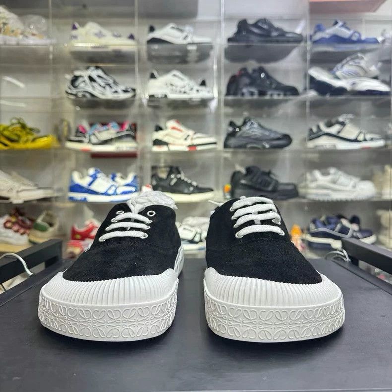 LOEWE Terra Vulca black low-top sneakers