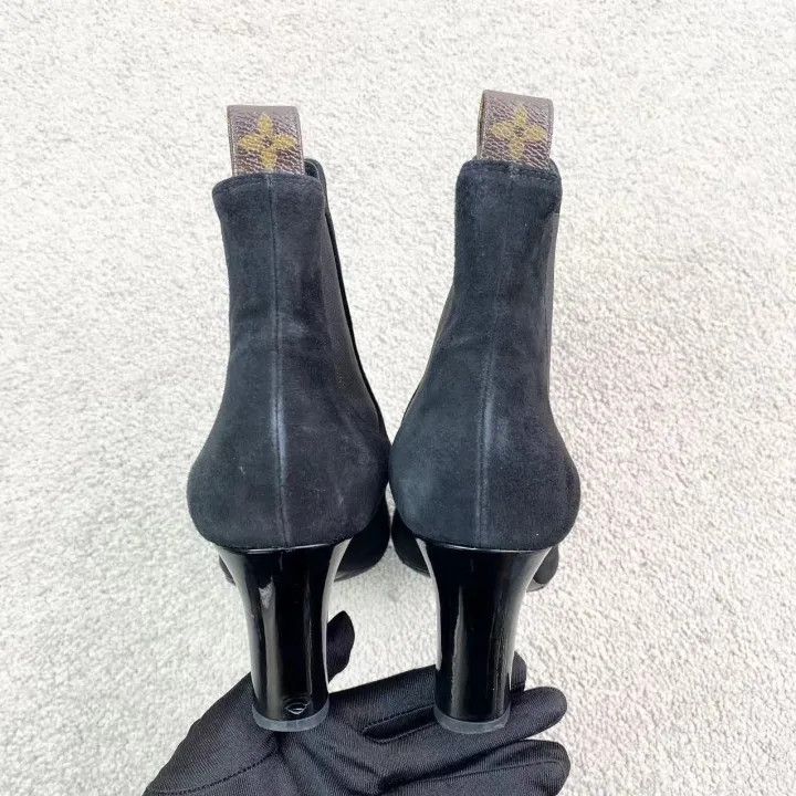 Louis Vuitton Louis Vuitton Black Suede High Heel Ankle Boots 0079 Size US 7 / IT 37 - 6 Thumbnail