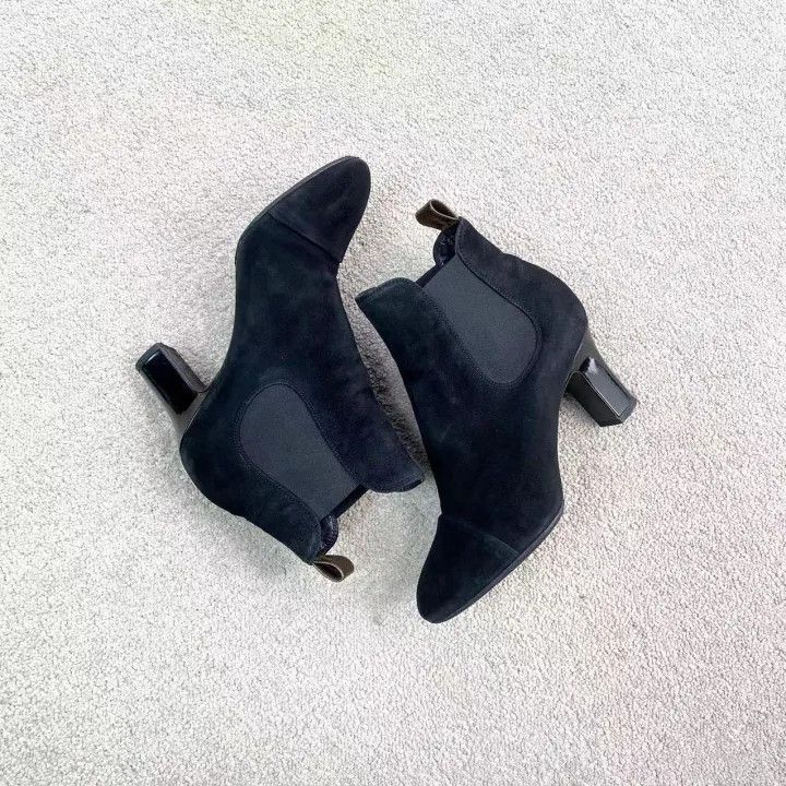 Louis Vuitton Louis Vuitton Black Suede High Heel Ankle Boots 0079 Size US 7 / IT 37 - 4 Thumbnail
