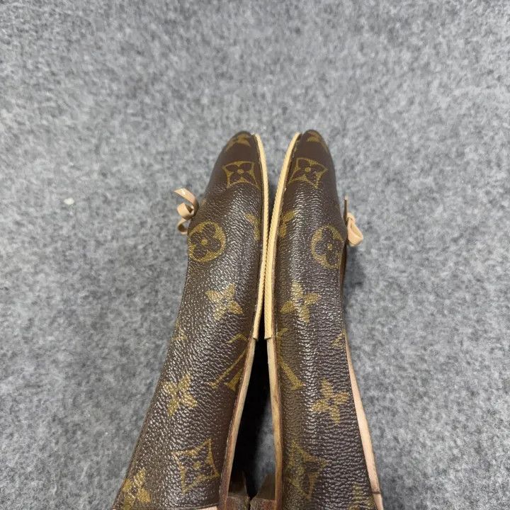 Louis Vuitton Louis Vuitton Leather Logo Slip-On Casual Shoes 0079 Size US 6 / IT 36 - 9 Thumbnail