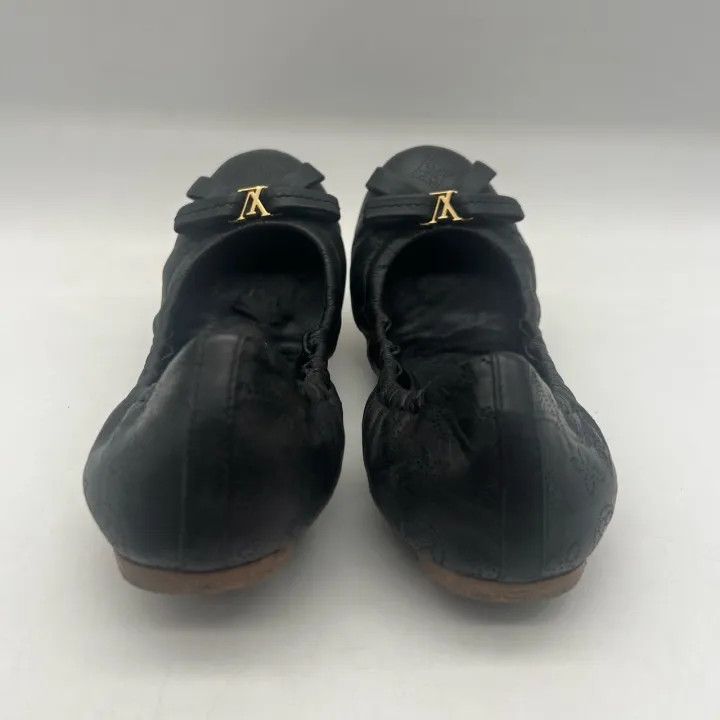 Louis Vuitton Louis Vuitton Black Logo Flat Shoes for Women 0079 Size US 6 / IT 36 - 3 Thumbnail