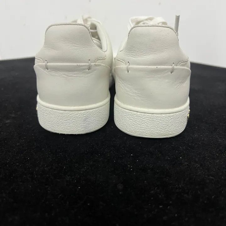 Louis Vuitton Louis Vuitton Frontrow White Low-top Sneakers 0079 Size US 4 / IT 34 - 3 Thumbnail