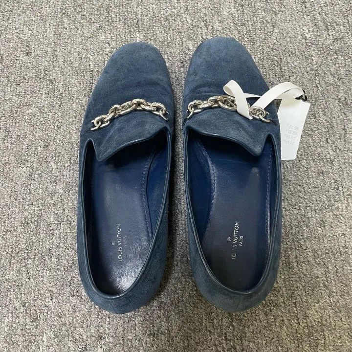 Louis Vuitton Louis Vuitton Blue Loafers for Women 0079 Size US 7 / IT 37 - 3 Thumbnail